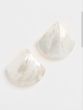 NIB Ettika Rising Tide Pearl Studs